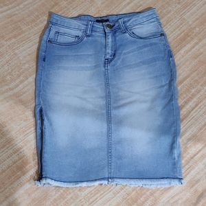 Denim skirt